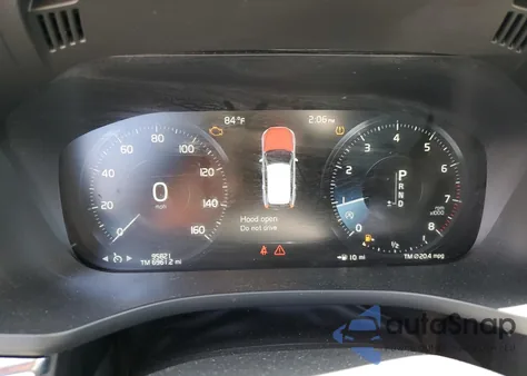 2018 Volvo Xc60 T6 Momentum z USA, uszkodzony, nr VIN YV4A22RK9J1034154